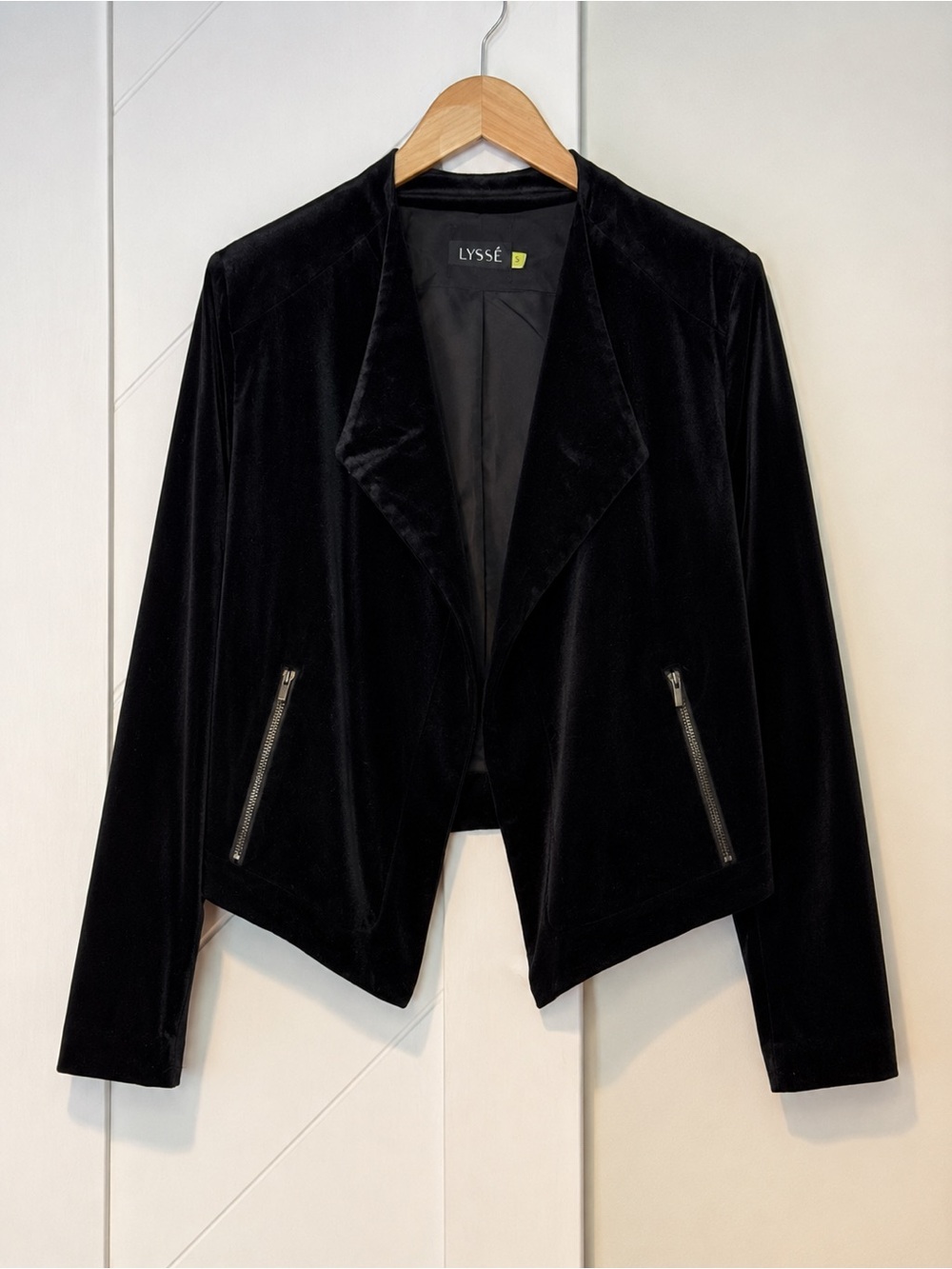 Lysse Leigh Black Velvet Open Front Jacket Zip Pockets Size S